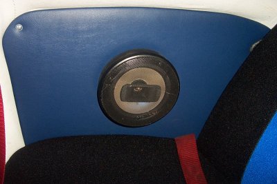 stereo02.jpg (19855 bytes)